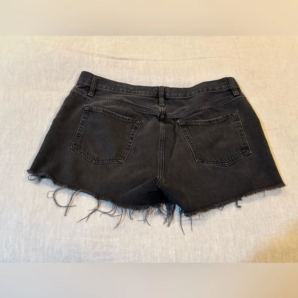 Frame Le Simone Short - Picture 2 of 8